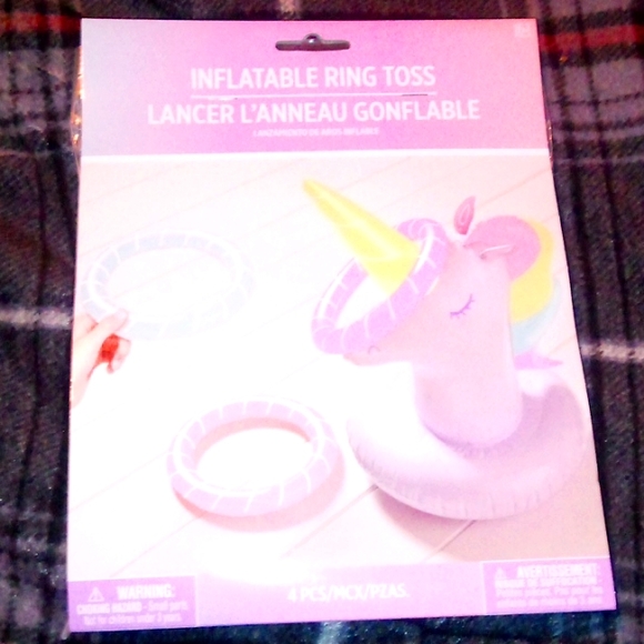 🆕 Unicorn 🦄 inflatable Ring Toss SeT GaMe (@1 head w/ 3 rings) **SEE PICS PLZ - Picture 1 of 3